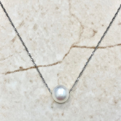 14 Karat White Gold Single White Pearl Pendant Necklace