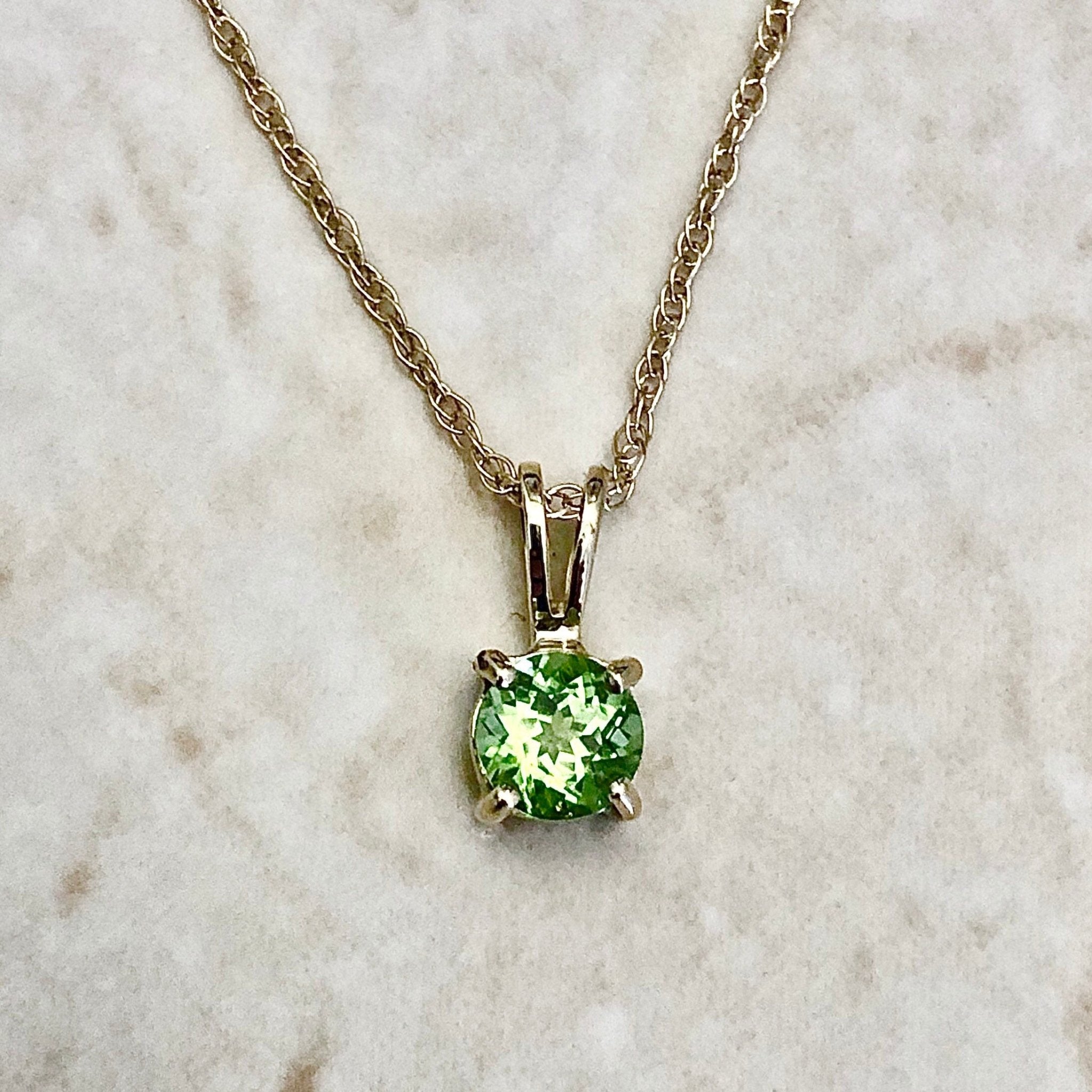 14 Karat Yellow Gold August Birthstone Natural Round Peridot Solitaire  Pendant Necklace