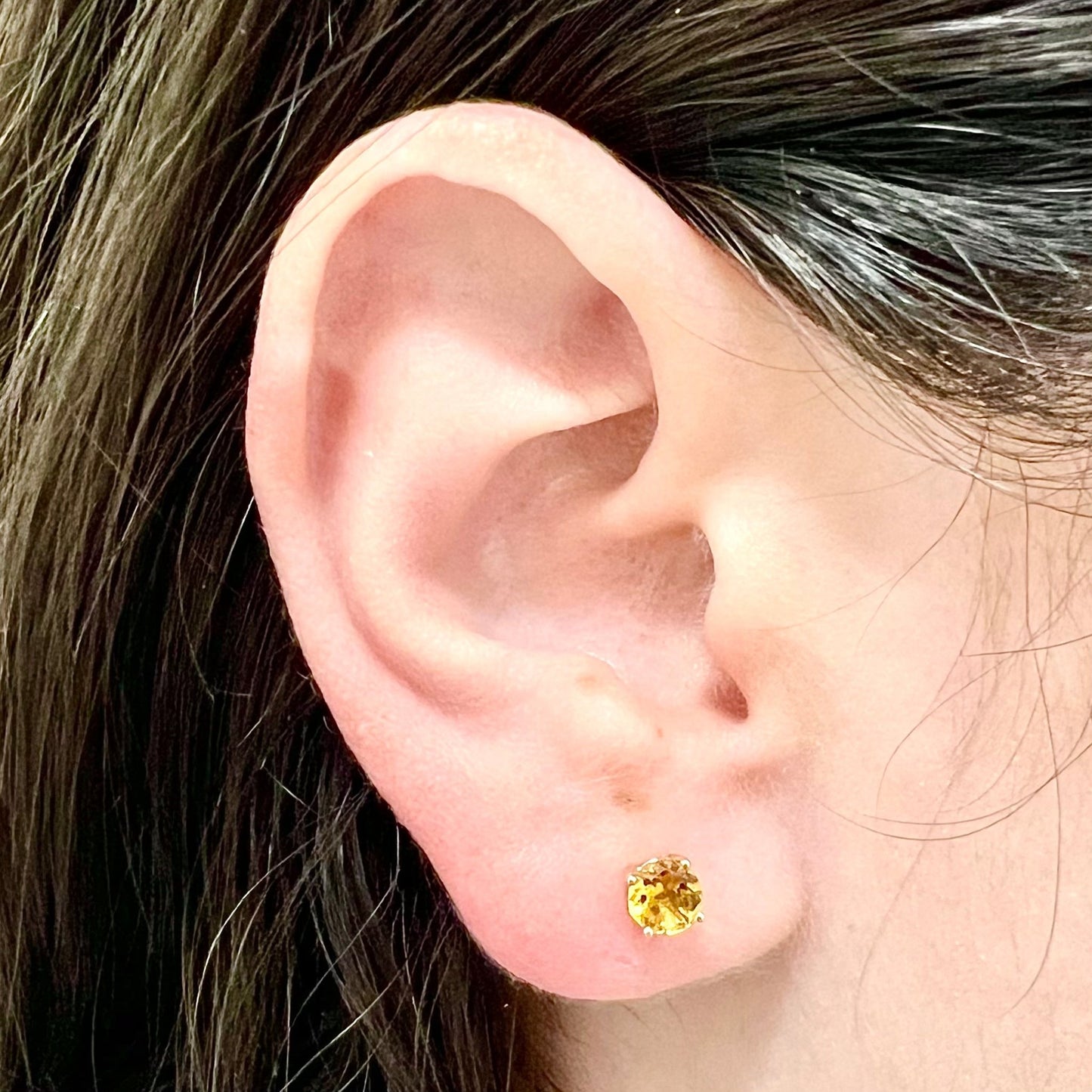 14 Karat Yellow Gold November Birthstone Natural Round Citrine Stud Earrings