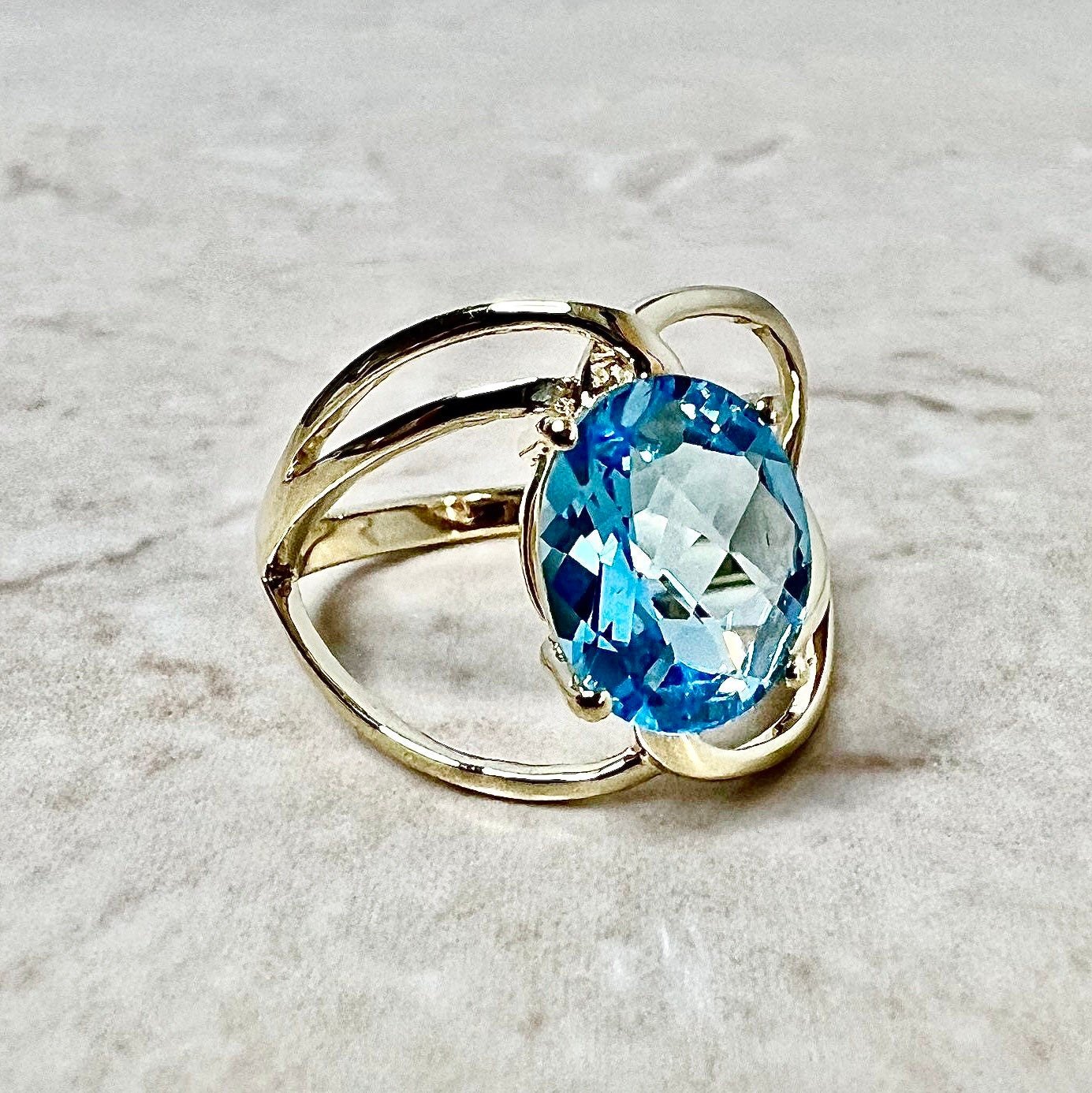 14 Karat Yellow Gold Swiss Blue Topaz Solitaire Cocktail Ring - WeilJewelry