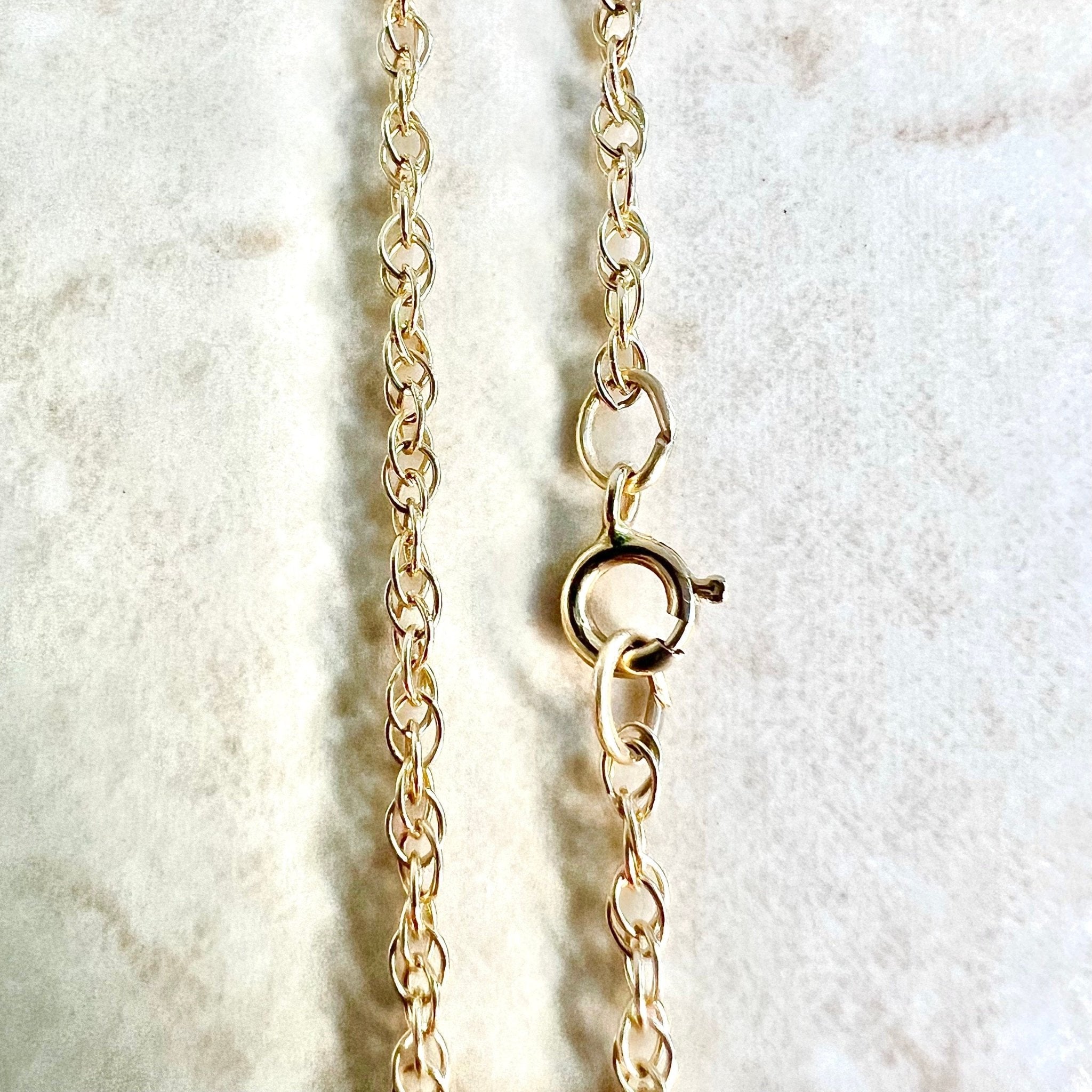 18 inch - Italian 14 Karat Yellow Gold Small Paperclip Chain Necklace-  Trendy For Sale at 1stDibs | 14 inch gold chain, 14 inch necklace chain, 14  karat solid gold necklace