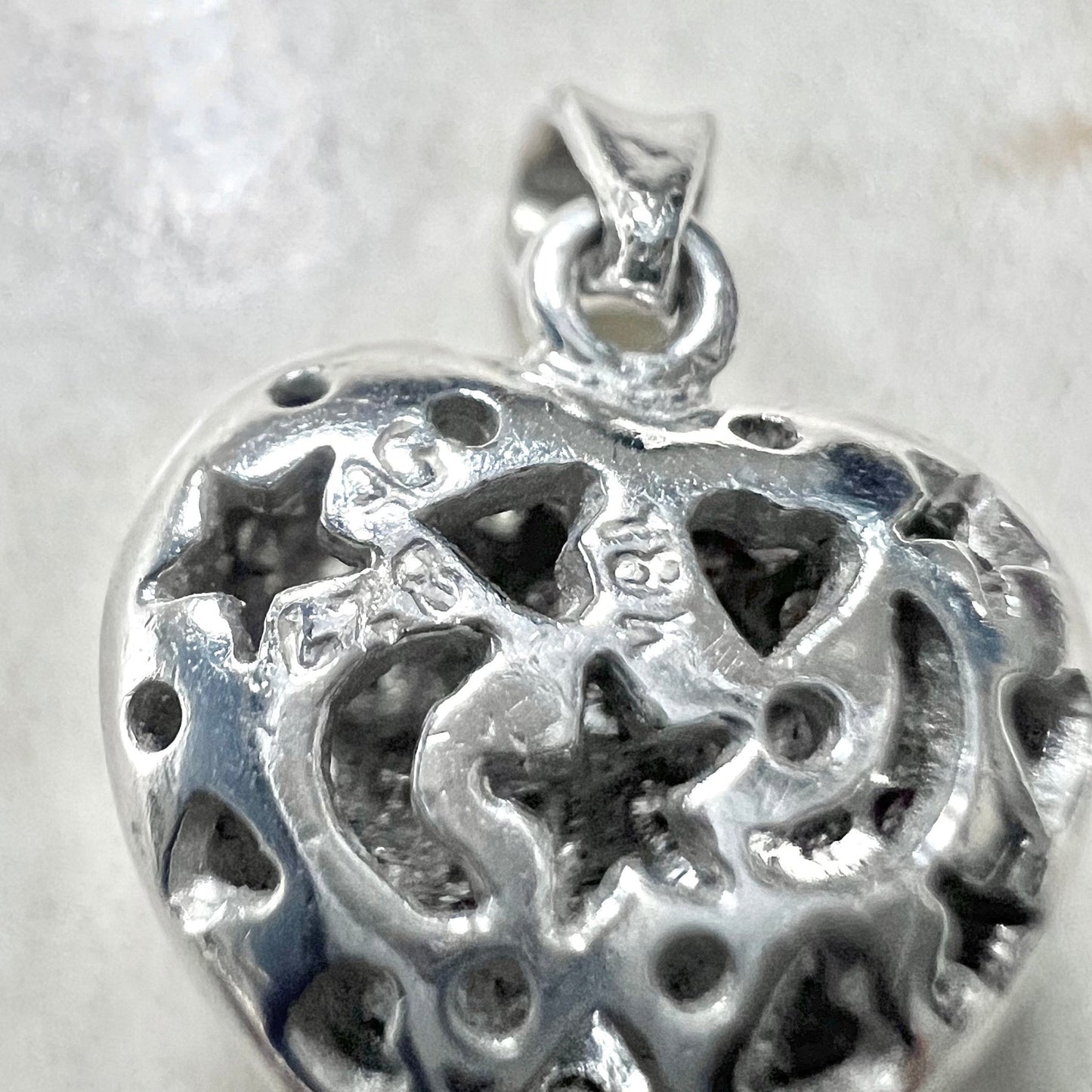18 Karat White Gold 3/4 Carat Pave Diamond Heart Pendant - WeilJewelry