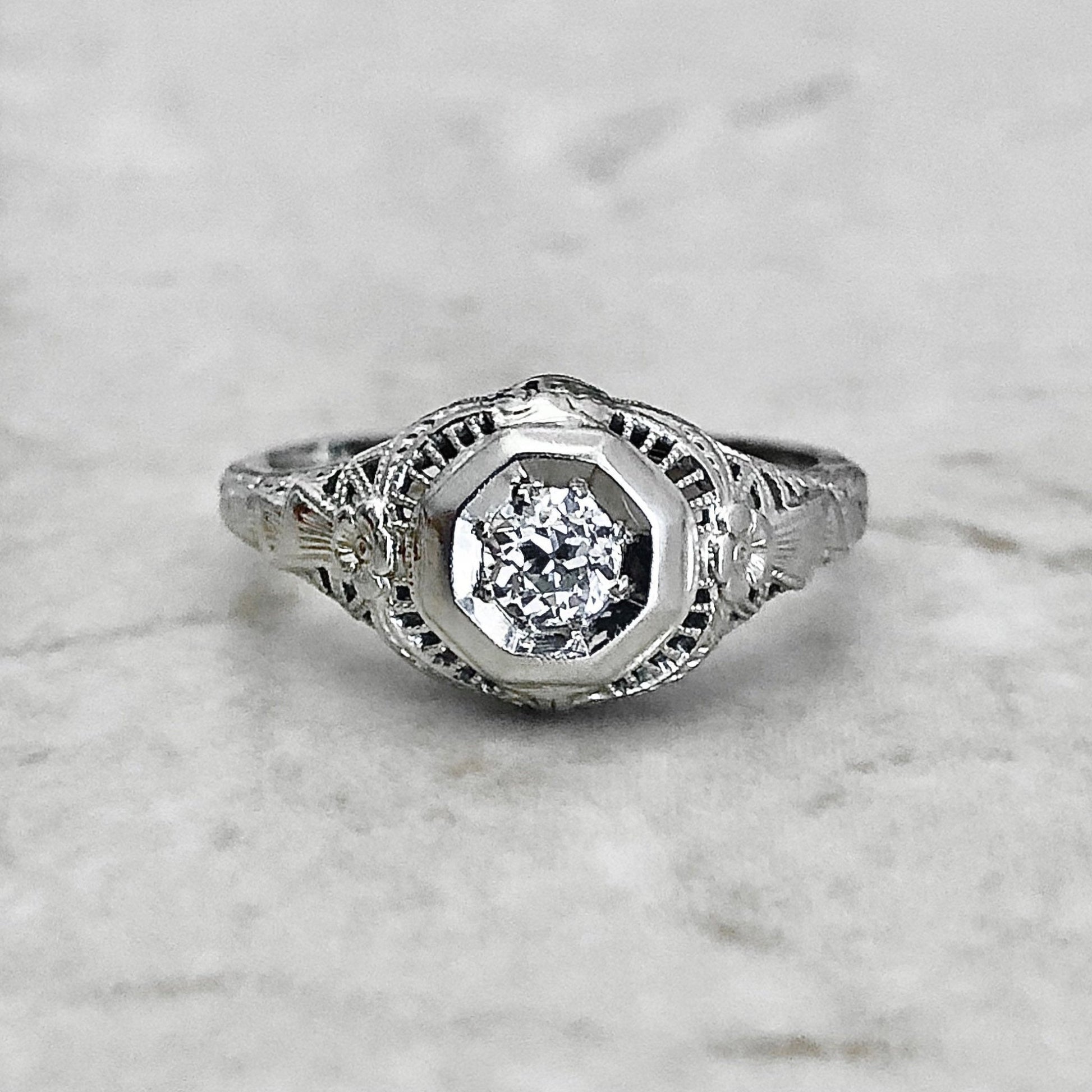 Antique Art Deco Diamond Engagement Ring -  18K White Gold Art Deco Solitaire Ring - Art Deco Ring - Filigree Ring - Diamond Wedding Ring
