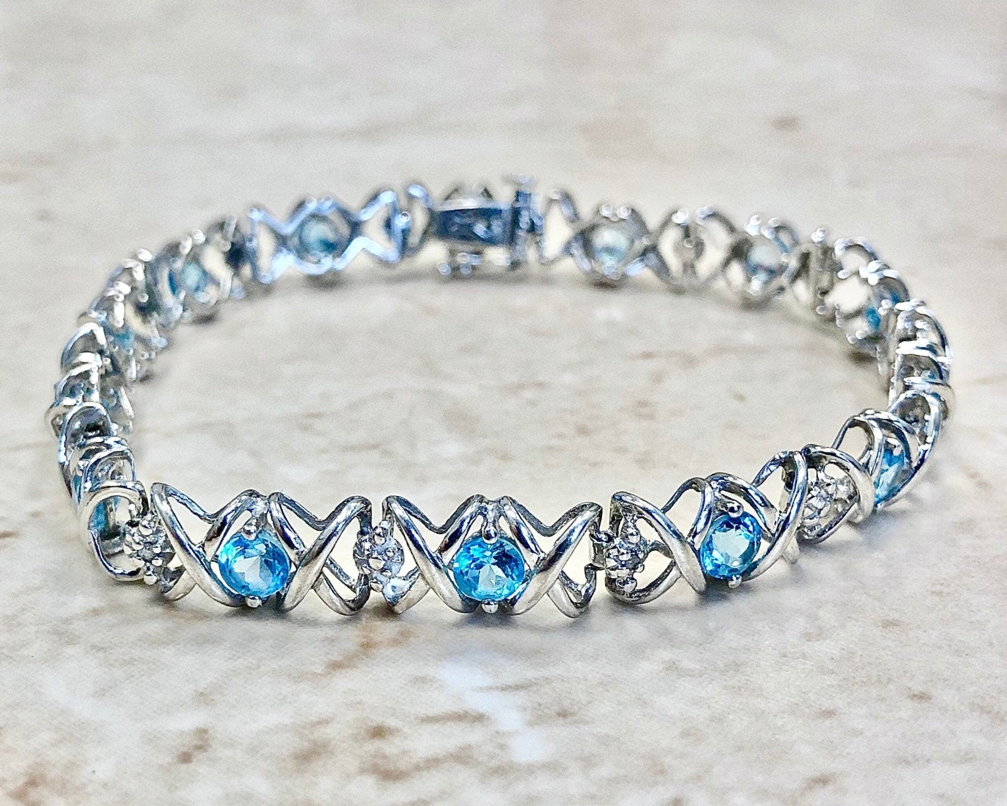 Blue Topaz Bracelet (BTZ-RDB-92-CUT.) | Rananjay Exports