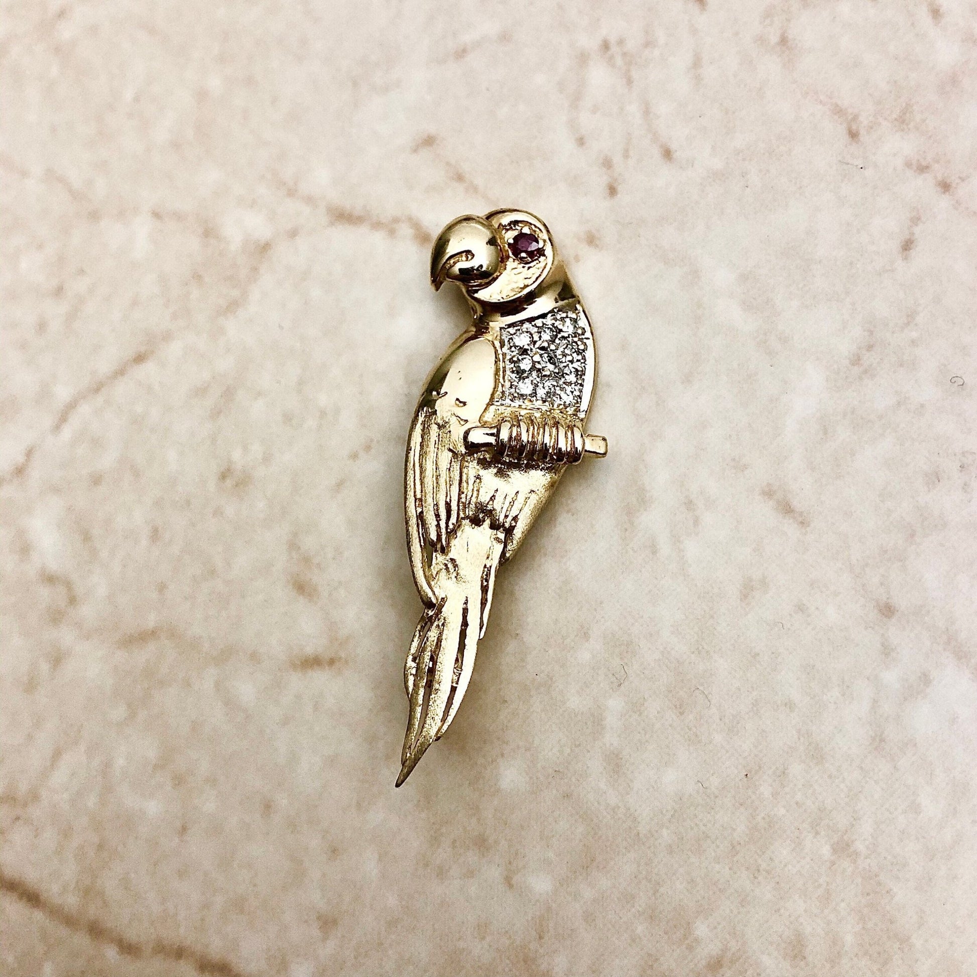 Exquisite Vintage Natural Ruby & Diamond Parrot Brooch - 14K Yellow Gold - Bird Brooch - Gold Pin - Best Gift For Her - Holiday Gift