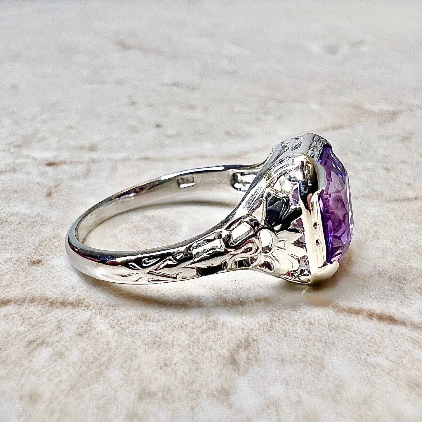 Fine Antique Art Deco 18 Karat White Hold Amethyst Filigree Solitaire Ring - WeilJewelry