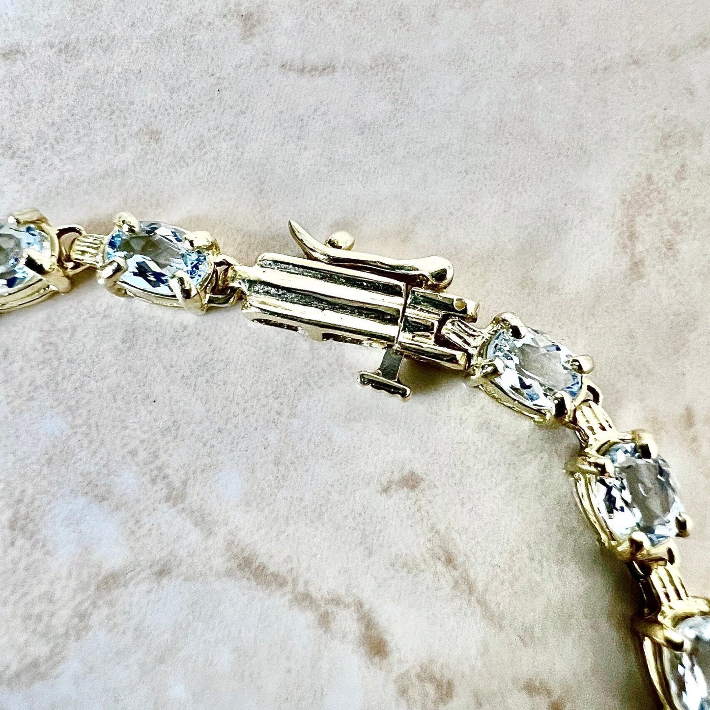 Fine Vintage 14K Natural Oval Aquamarine Tennis Bracelet - Yellow Gold Bracelet -  Aquamarine Bracelet - Birthday Gift - Best Gift For Her