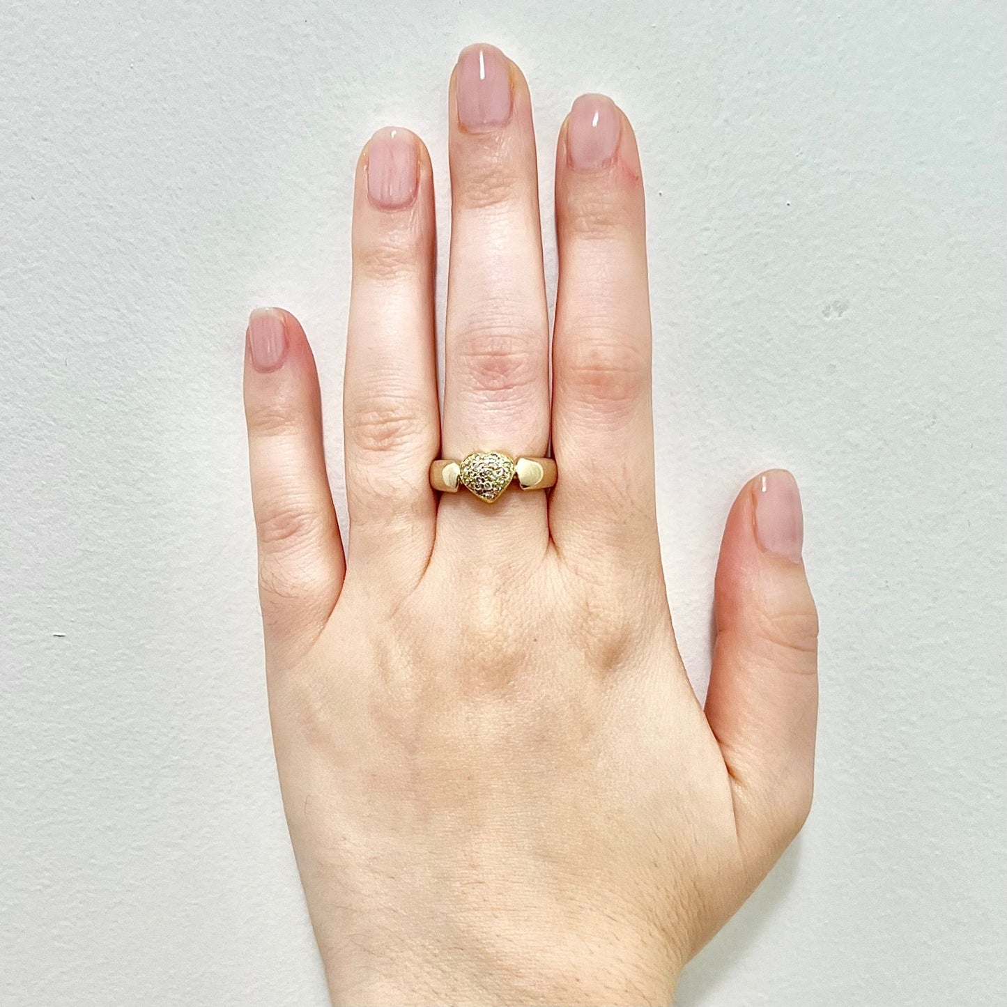CLEARANCE 40% OFF - Fine Vintage 18 Karat Yellow Gold 0.30 Carat Pavé Diamond Heart Ring