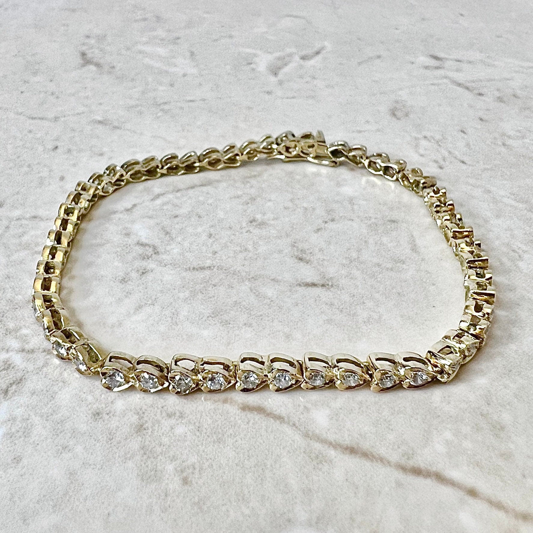 18 carat diamond tennis bracelet Clearance