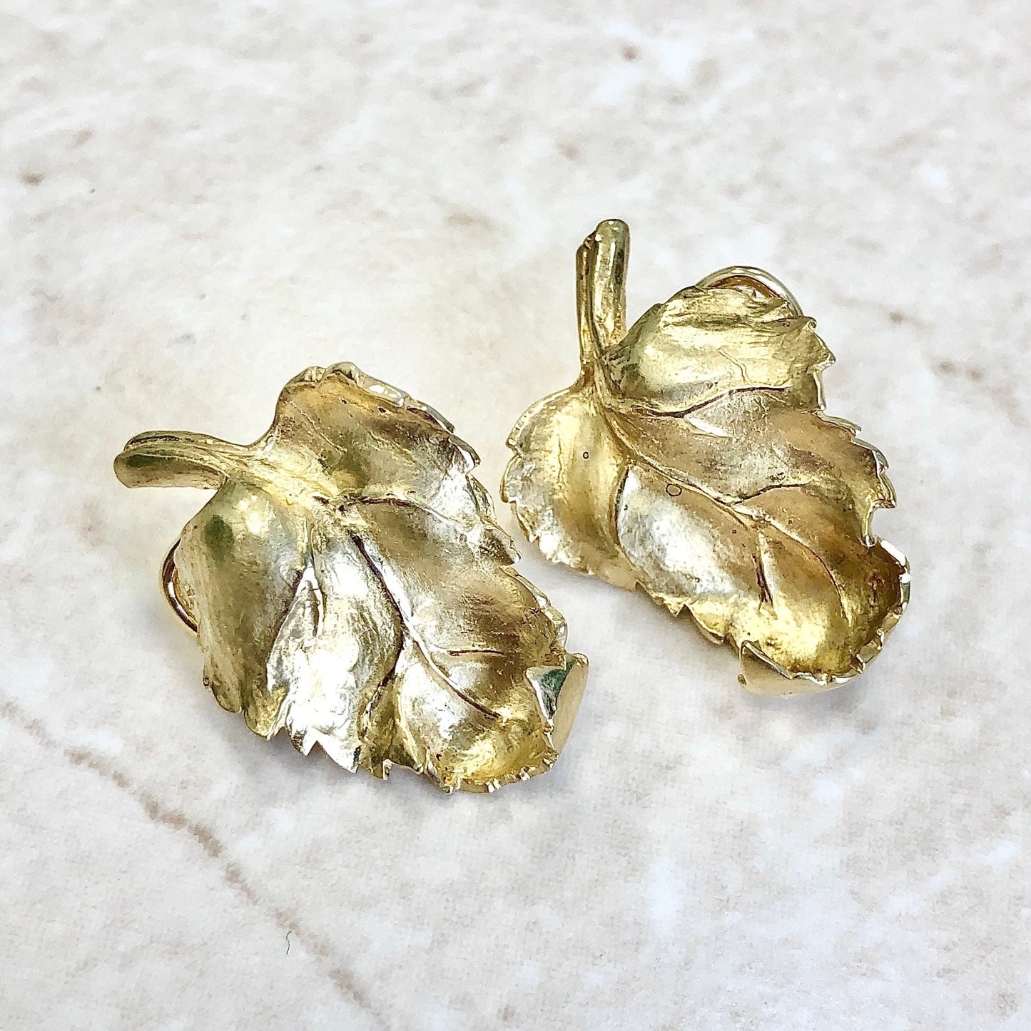 Rare Vintage 18 Karat Yellow Gold Leaf Earrings Signed Asprey