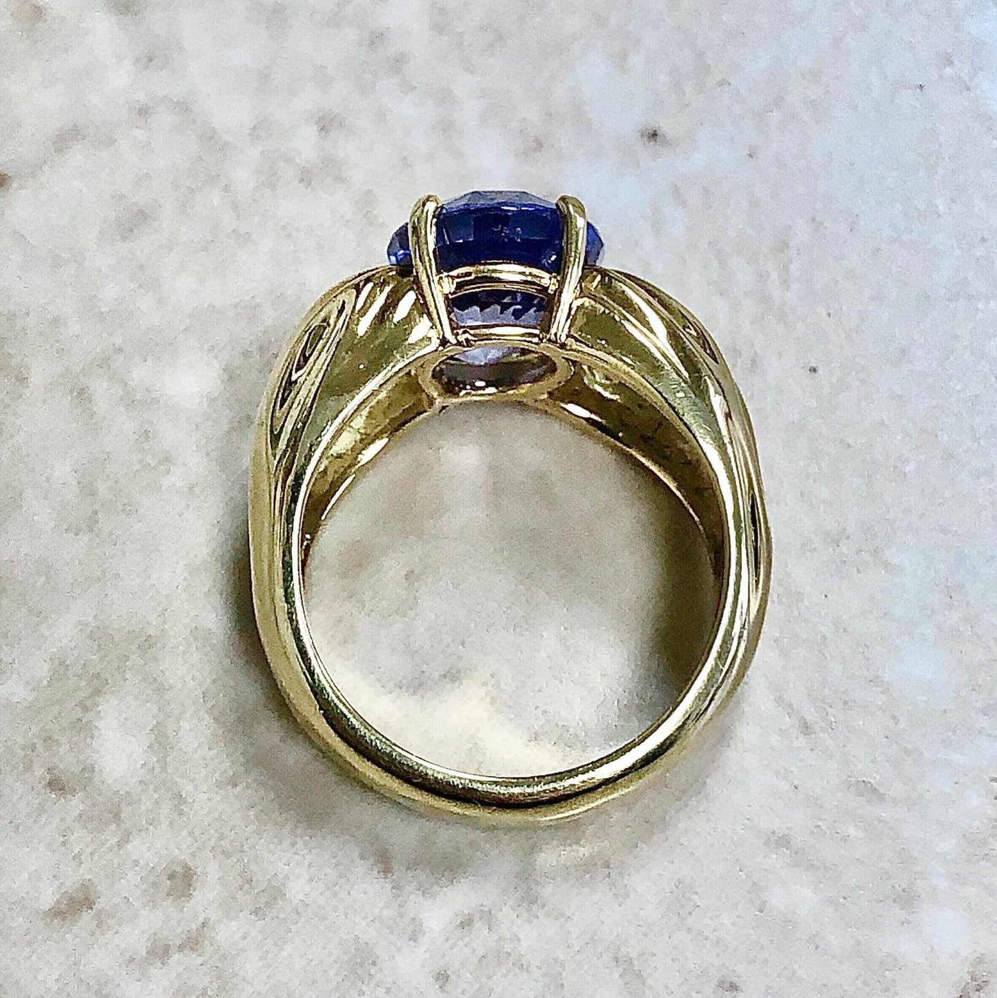 Very Fine Vintage 18K Untreated Sapphire Ring By Carvin French Jewelers - Yellow Gold Cocktail Ring - Engagement Ring - Size 5.5