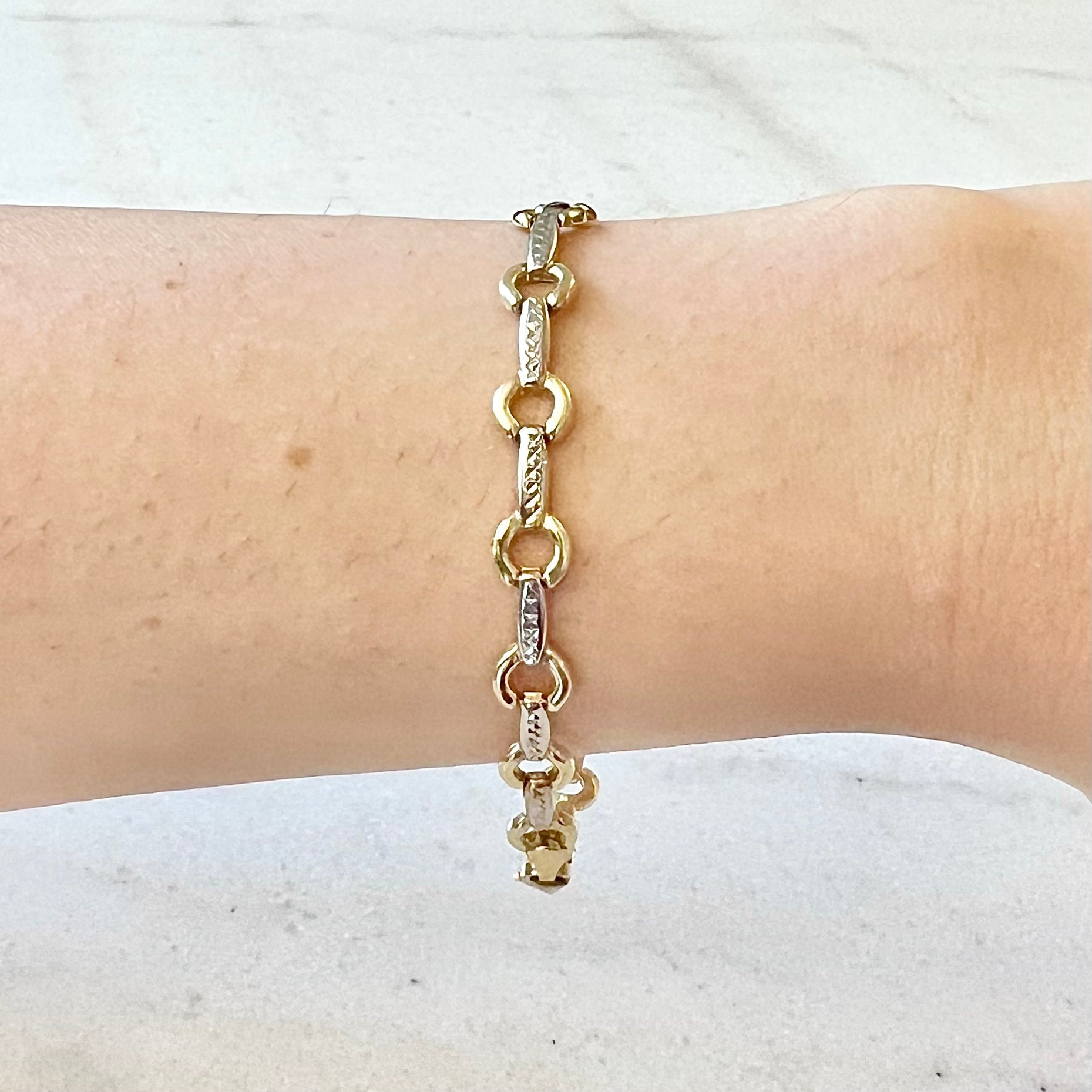 Jewelry, Gold Tone Link Bracelet