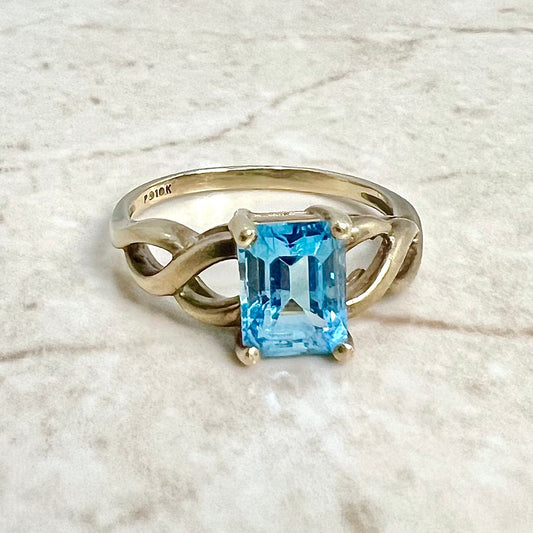 10K Swiss Blue Topaz Ring - Yellow Gold Blue Topaz Solitaire Ring - Blue Topaz Cocktail Ring - Minimalist Ring - Gold Ring - Gifts For Her