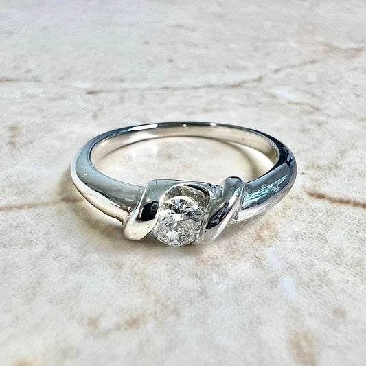 Vintage 14 Karat White Gold 0.25 Carat Round Diamond Solitaire Engagement Ring - WeilJewelry