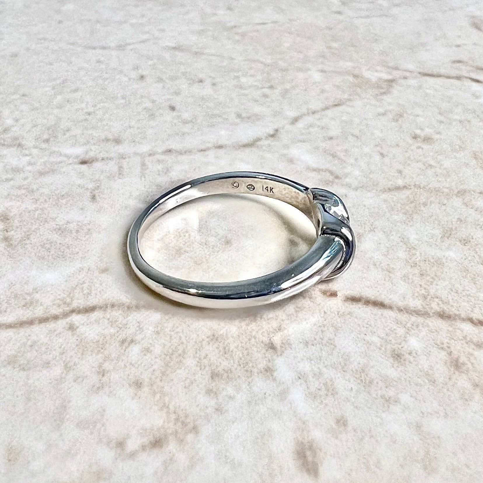 Vintage 14 Karat White Gold 0.25 Carat Round Diamond Solitaire Engagement Ring - WeilJewelry