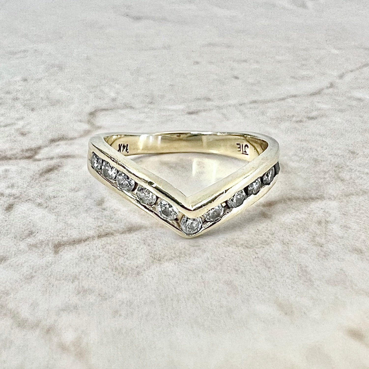 Vintage 14 Karat Yellow Gold 0.45 Carat Diamond Chevron Band Ring - WeilJewelry