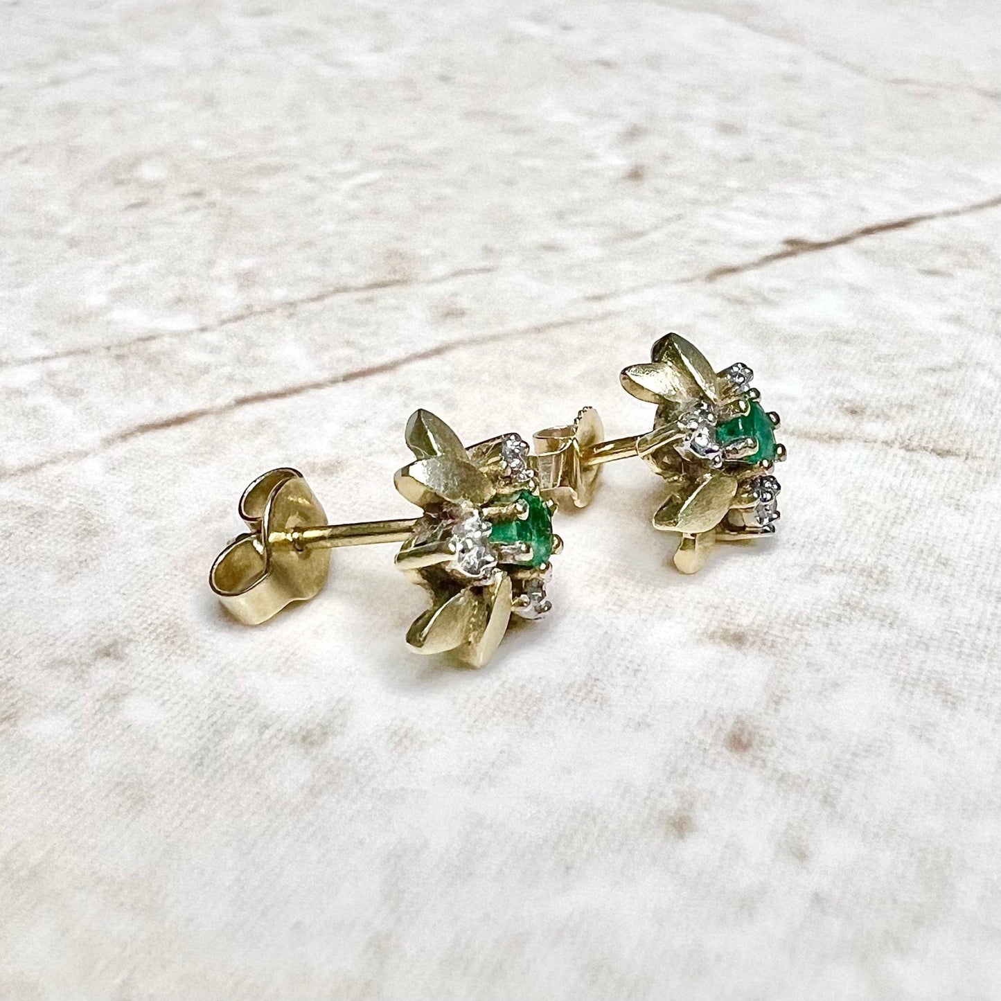 Vintage 14K Diamond & Emerald Stud Earrings - 14K Yellow Gold Emerald Studs - Emerald Flower Earrings - Emerald Earrings - Flower Studs