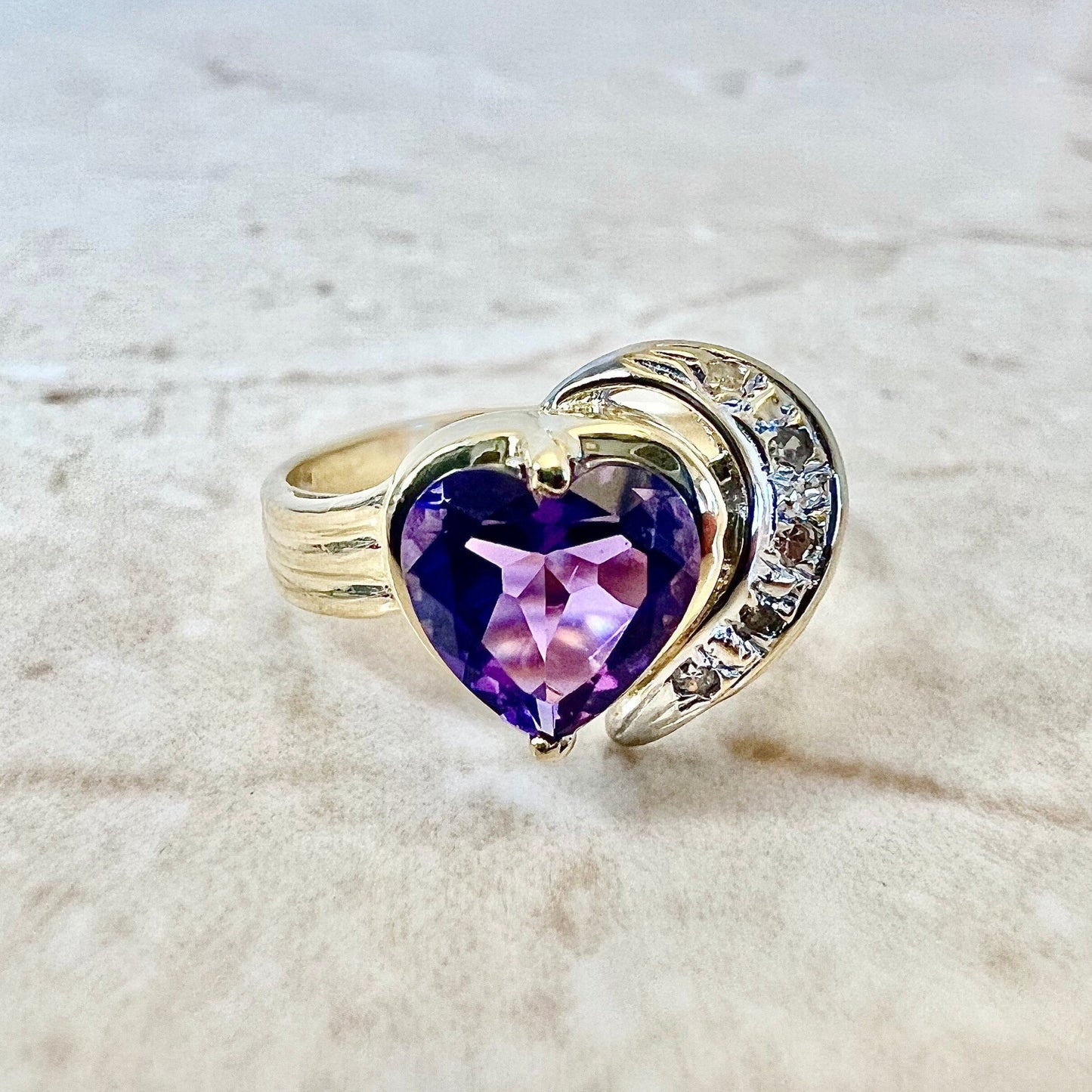 14K Amethyst & Diamond Heart Ring - Yellow Gold Amethyst Ring - Birthday Gift - February Birthstone - Best Valentine’s Day Gifts For Her