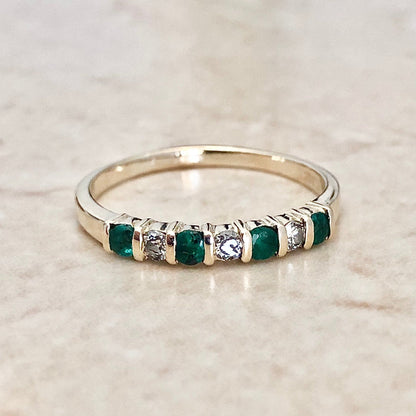 Vintage 14 Karat Yellow Gold Natural Emerald & Diamond Band Ring - WeilJewelry