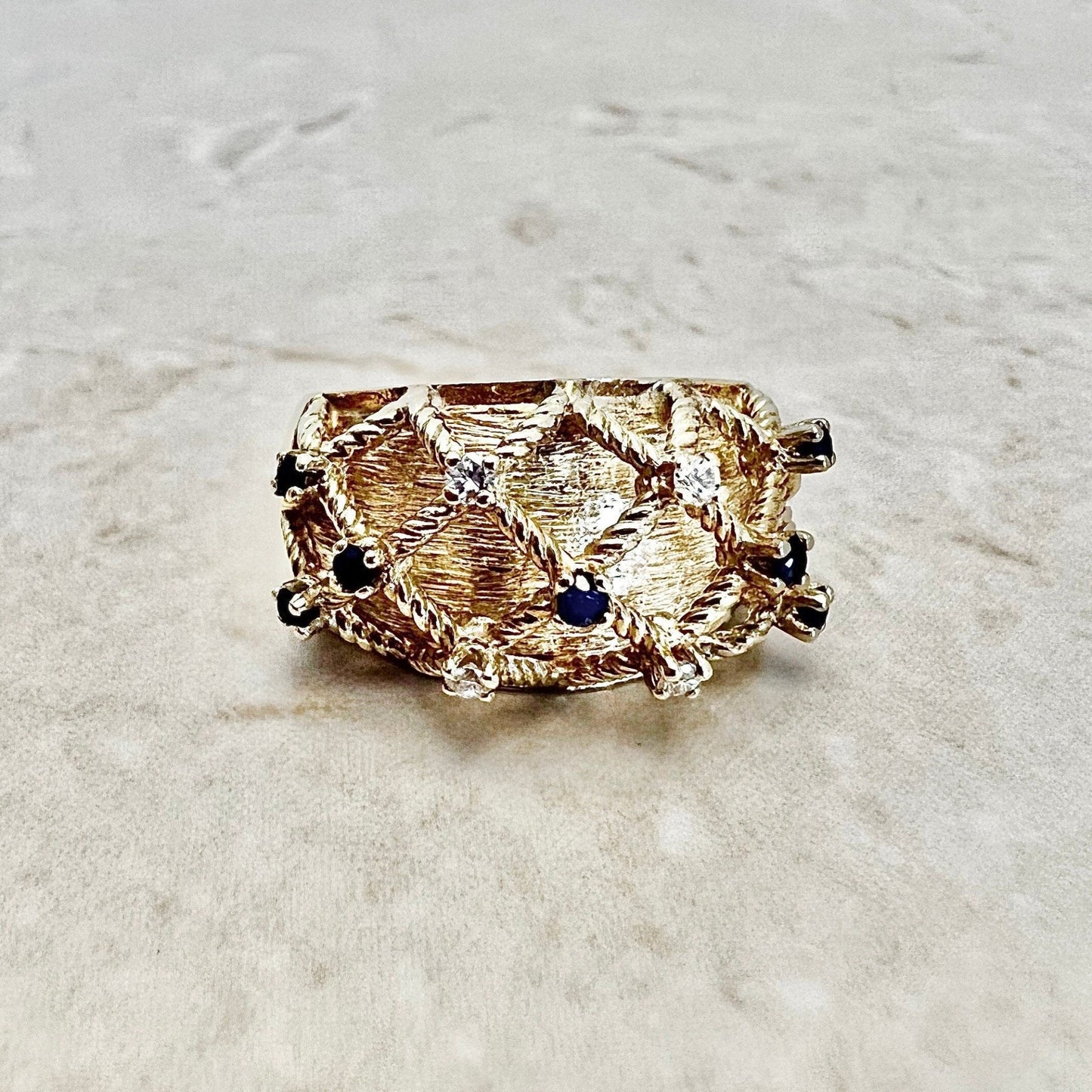 Vintage 14K Natural Sapphire & Diamond Dome Cocktail Ring In Yellow Gold - April September Birthstone Gift - Rope Style Ring - Birthday Gift