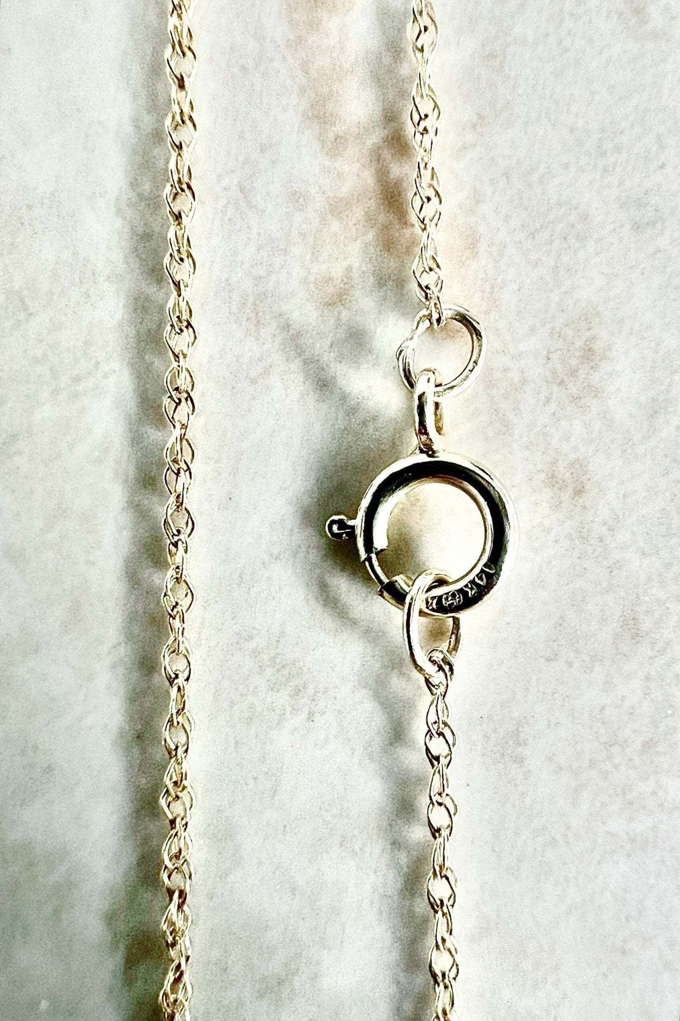 Vintage 14 Karat Yellow Gold Oval Blue Sapphire & Diamond Pendant Necklace - WeilJewelry