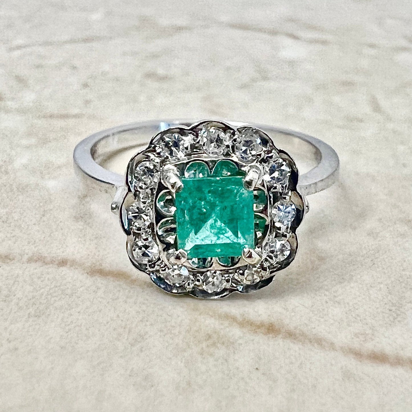 Vintage 18 Karat White Gold Natural Emerald & Diamond Halo Ring - Engagement Ring - Cocktail Ring - April May Birthstone Gift - Size 6 US