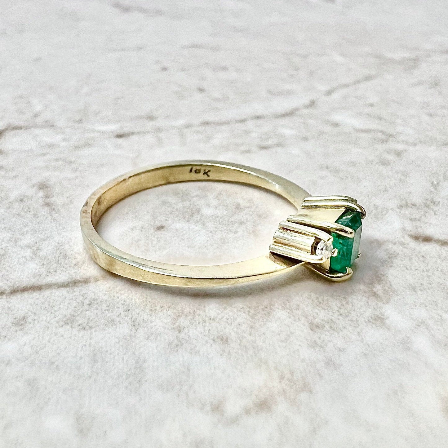 Vintage 18K Natural Emerald & Diamond Solitaire Ring - Yellow Gold Emerald Cocktail Ring - Engagement Ring - May Birthstone - Birthday Gift
