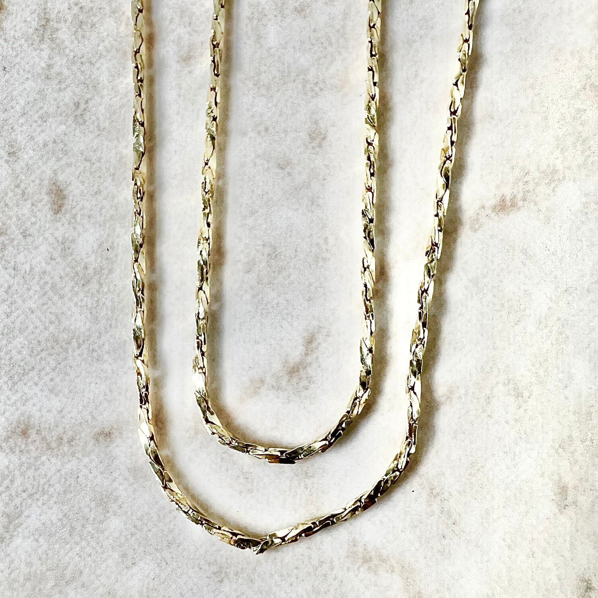 Vintage Italian 18 Karat Yellow Gold 16.25 Inches Chain Necklace By UnoAErre - WeilJewelry